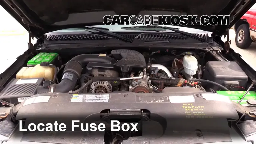 2005 Chevrolet Silverado 2500 HD 6.6L V8 Turbo Diesel Extended Cab Pickup (4 Door) Fuse (Engine)